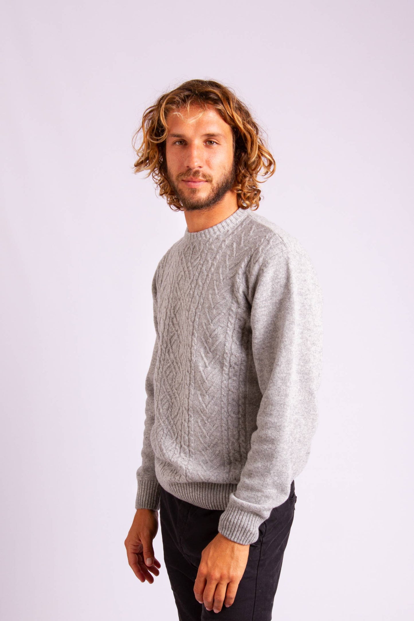 Crew Neck sweater with a fisherman plait pattern (Copy)
