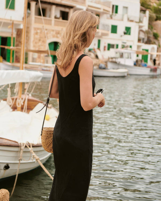 Iris - Linen Dress in Black